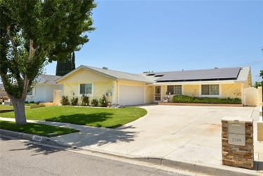 2109 Atwater Ave - Simi Valley, CA