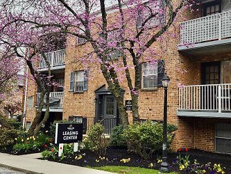 Pebble Hill Apartments - Wilmington, DE
