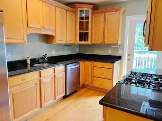 30 Parker St #30 - Watertown, MA