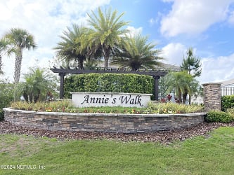 13114 Annie's Walk Dr - Jacksonville, FL