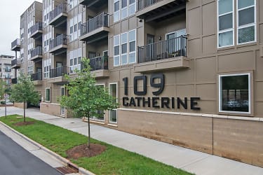 109 W Catherine St - Charlotte, NC