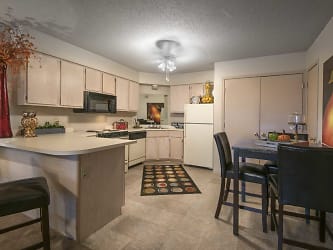 Centennial Valley I/II Apartments - Conway, AR