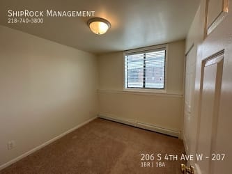 206 S 4th Ave W  - 207 - Virginia, MN