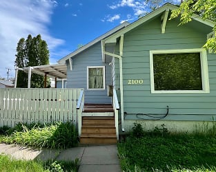 2100 8th Ave S - Great Falls, MT
