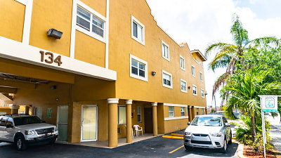 134 EAST 9TH STREET Apartments - Hialeah, FL