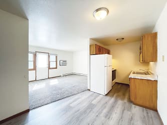 2105 5th St NW unit 12 - Minot, ND