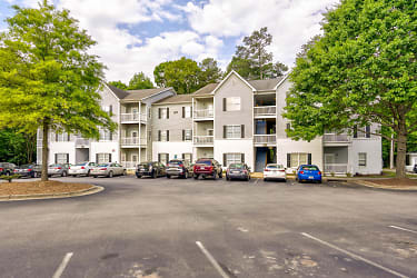 Blue Hill Apartments - Raleigh, NC