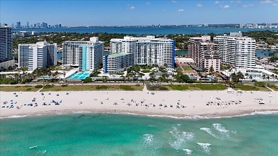 5161 Collins Ave #1101 - Miami Beach, FL