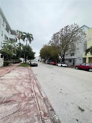 533 Meridian Ave #11 - Miami Beach, FL