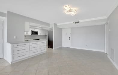 5260 NW 2nd Ave #301 - Boca Raton, FL