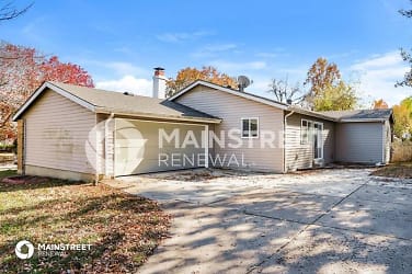 12955 Cathedral Hill Dr - Saint Louis, MO
