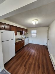 147 Buck St unit 4 - undefined, undefined