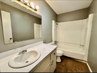 1910 S El Paso Ave unit 16 - undefined, undefined