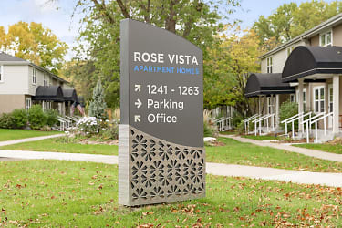 Rose Vista Apartments - Roseville, MN