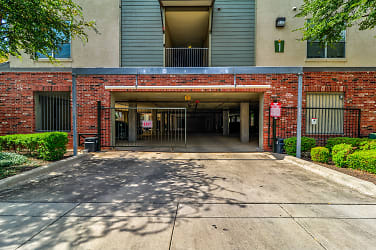 Refugio Place Apartment Homes - San Antonio, TX
