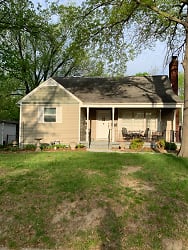 105 Bicknell St - Columbia, MO
