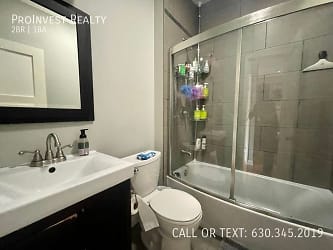 2734 N Campbell Ave unit 2734-1R - Chicago, IL