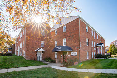 Oak Grove By One Wall Apartments - Middle River, MD