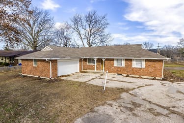 Room For Rent - Raytown, MO