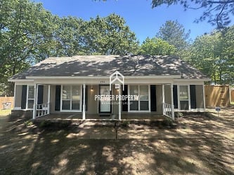 4742 Roswell Dr - Memphis, TN