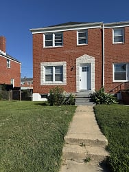 2157 Graythorn Rd unit 1 - Middle River, MD