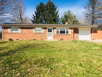 5440 W Orchard Dr - Bloomington, IN
