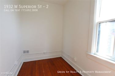 1932 W Superior St - 2 - Chicago, IL