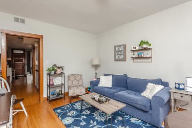 1538 W Wrightwood Ave - Chicago, IL