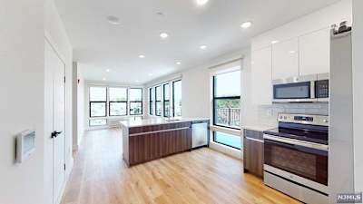 333 Bergen Blvd #207 - Fairview, NJ