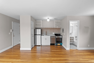 Fully Renovated Studio Apartments At Minto Ave In Hyde Park! - undefined, undefined