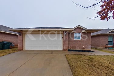 825 Beaumont Square - Norman, OK