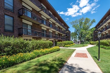 Quincy Commons Apartments - Quincy, MA