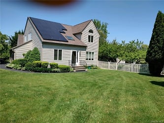 3064 Ferncrest Dr - Yorktown Heights, NY