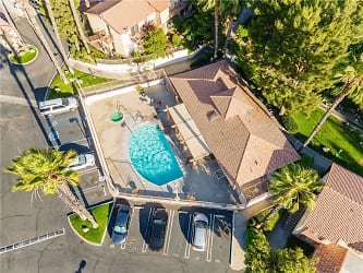 Crafton aerial pool view.jpg