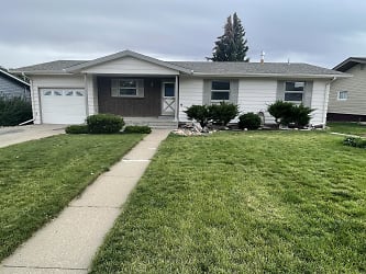 3204 17th Ave S - Great Falls, MT