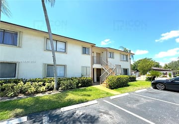 152 NW 60th Ave #5-3 - Margate, FL