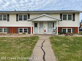 438 S 14th St - Le Claire, IA