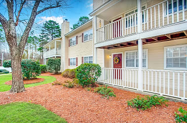 The Cove Apartment Homes - Gastonia, NC