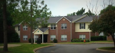 Riverbrook Apartments - Brownsville, TN