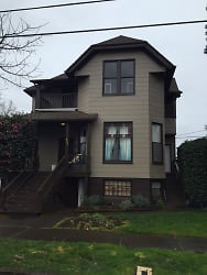 634 SW Calapooia St unit 03 - Albany, OR