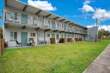 The Blackwell Apartments - Leesburg, FL