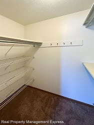 1 Bed 1 Bath Apartment - Sioux Falls, SD