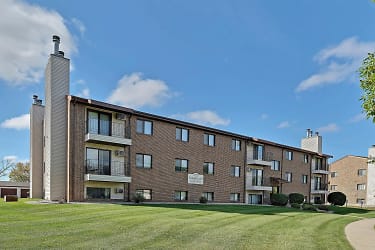 Prairiewood Courts Apartments - Fargo, ND