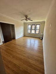 5040 N Lincoln Ave unit 1B - Chicago, IL