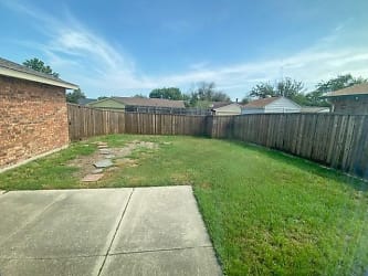 4908 Walker Dr - The Colony, TX