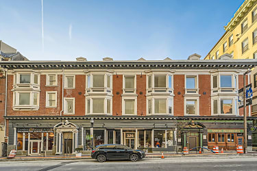 324 N Charles St Apartments - Baltimore, MD