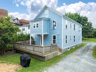 12 Academy St unit A - Oneonta, NY