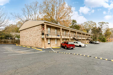 The Apartments @ Lake Hill Dr - Vicksburg, MS