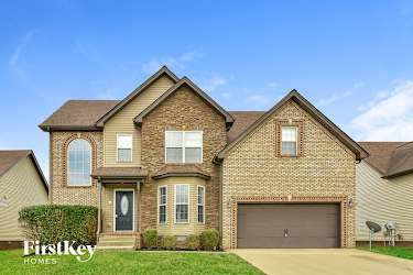 3715 Tradewinds Terrace - Clarksville, TN