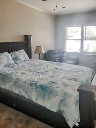 Room For Rent - Snellville, GA